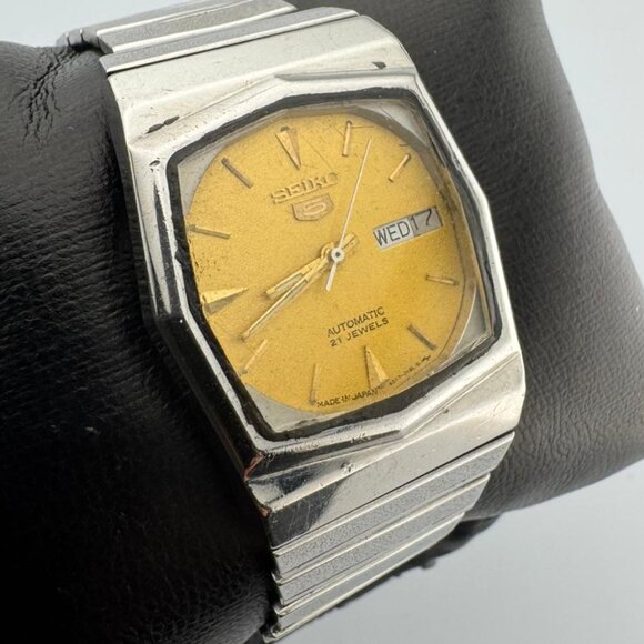 Seiko 5 Automatic 21 Jewels  - Vintage Wrist Watch - Made in Japan - Picture 1 of 6